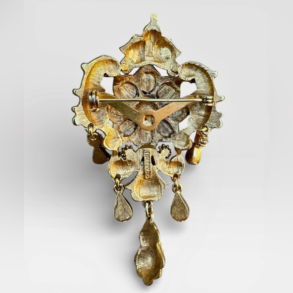 FLORENZA Victorian Revival Guilded Faux Garnet and Opal Brooch - Picture 6 of 8